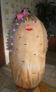 Скульптура картошки